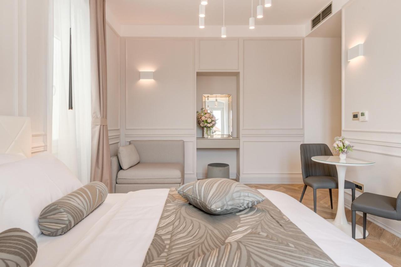 Luxury Rooms L'Avenue 2 Σπλιτ Εξωτερικό φωτογραφία