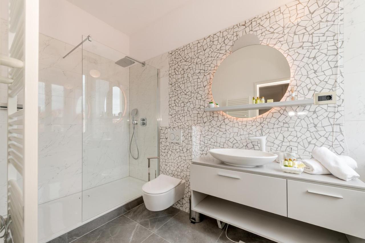 Luxury Rooms L'Avenue 2 Σπλιτ Εξωτερικό φωτογραφία