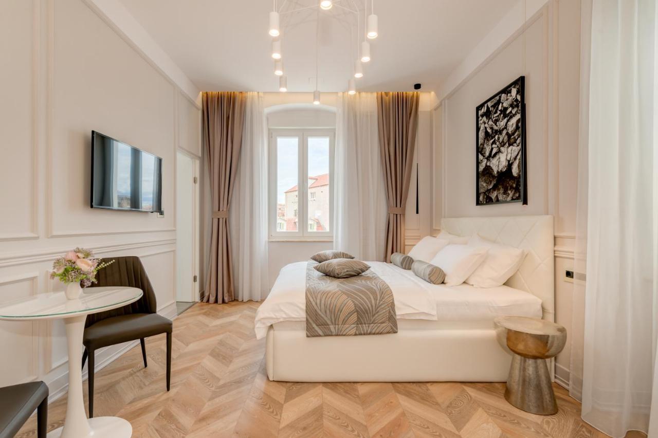 Luxury Rooms L'Avenue 2 Σπλιτ Εξωτερικό φωτογραφία