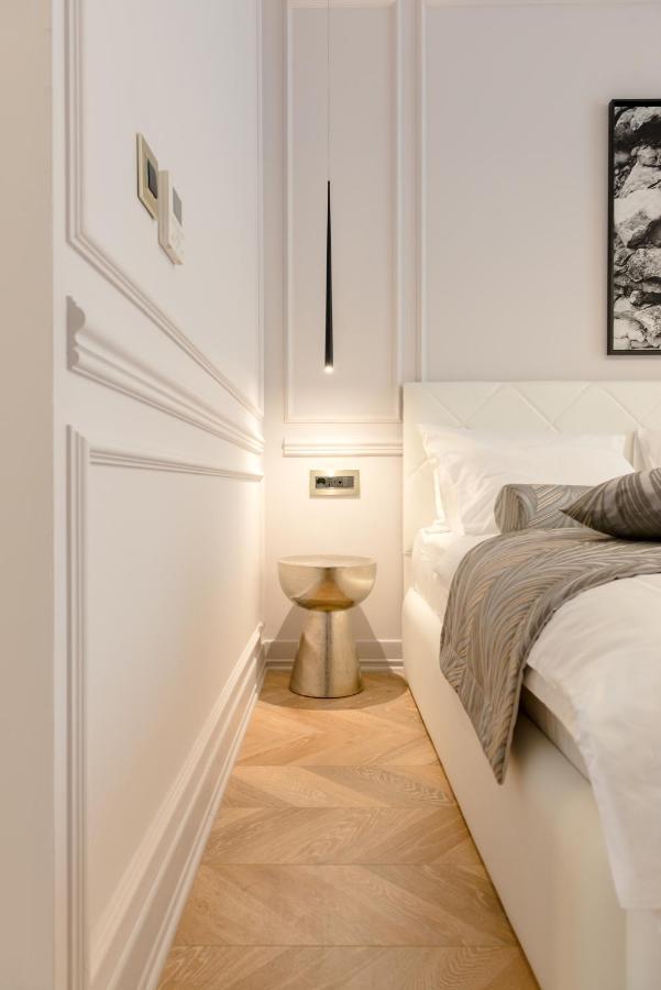 Luxury Rooms L'Avenue 2 Σπλιτ Εξωτερικό φωτογραφία