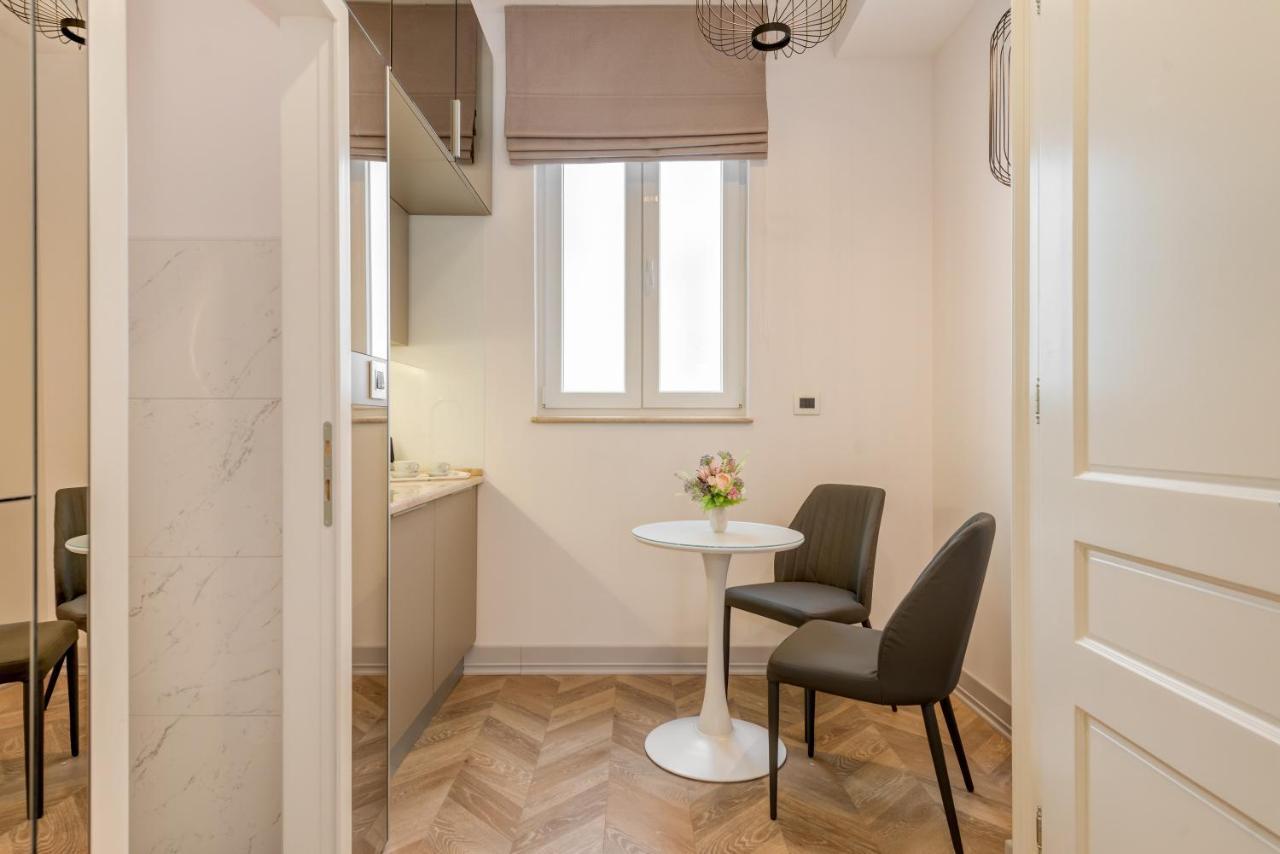 Luxury Rooms L'Avenue 2 Σπλιτ Εξωτερικό φωτογραφία